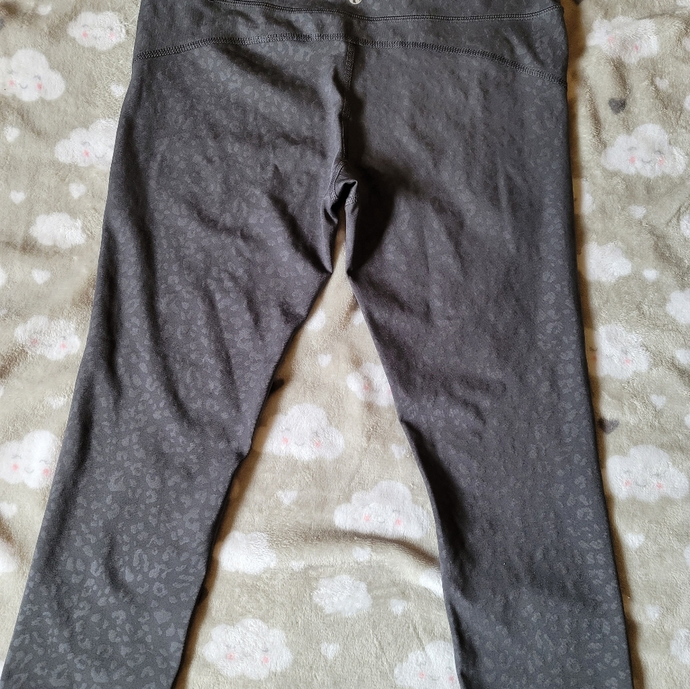 Marika Sport grey leopard print leggings womens size L